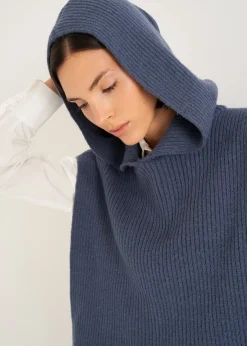 Camomilla Milano Maglie-Mantella Mora con cappuccio e pon pon
